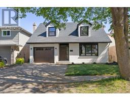 92 SCENIC WOOD CRESCENT - 2