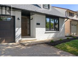 92 SCENIC WOOD CRESCENT - 3