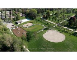 92 SCENIC WOOD CRESCENT - 32