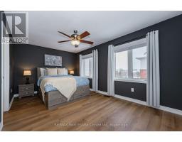 2 - 395 LINDEN DRIVE - 15