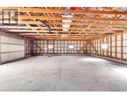 3160 HERRGOTT ROAD - 27