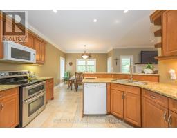 2285 LILAC AVENUE - 15