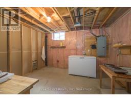 2285 LILAC AVENUE - 35