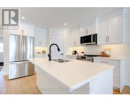 30 LINDA DRIVE - 8