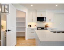 30 LINDA DRIVE - 9