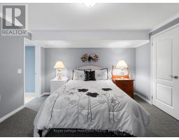23 STORNOWAY CRESCENT - 33