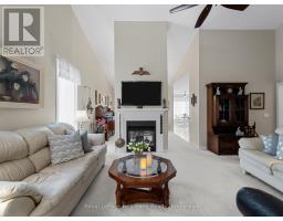 23 STORNOWAY CRESCENT - 4
