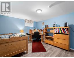 23 STORNOWAY CRESCENT - 42