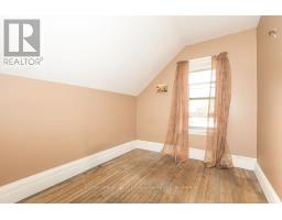 26 MOWAT STREET - 17
