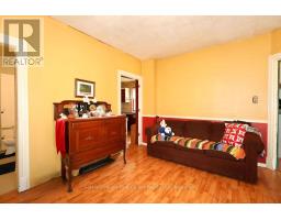 26 MOWAT STREET - 8