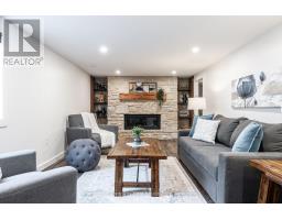 53 KATHRYN CRESCENT - 13