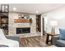 53 KATHRYN CRESCENT - 14