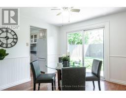53 KATHRYN CRESCENT - 4