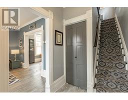 22 MOWAT STREET - 5