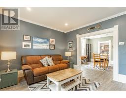 22 MOWAT STREET - 6