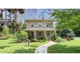 131 RATTENBURY STREET E - 1