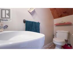 131 RATTENBURY STREET E - 17