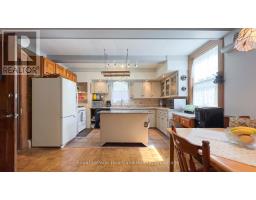 131 RATTENBURY STREET E - 18