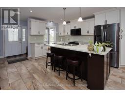 22 HOMEFIELD COURT - 11
