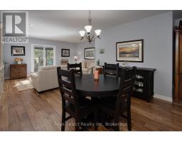 22 HOMEFIELD COURT - 17