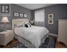 22 HOMEFIELD COURT - 26