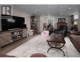 22 HOMEFIELD COURT - 27