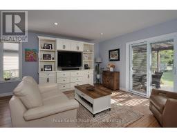 22 HOMEFIELD COURT - 6
