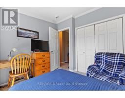 27 - 25 THAMES ROAD - 25