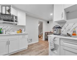 35 SHAFTSBURY DRIVE - 20
