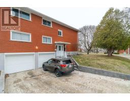 35 SHAFTSBURY DRIVE - 4