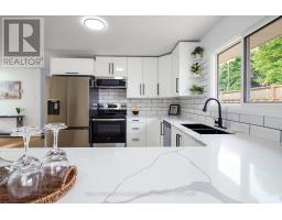 83 LORNE AVENUE - 14