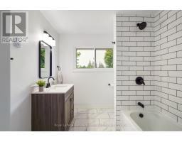 83 LORNE AVENUE - 24