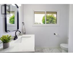 83 LORNE AVENUE - 25