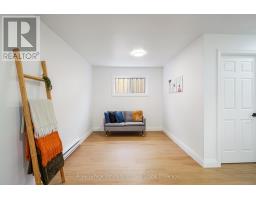 83 LORNE AVENUE - 32