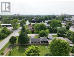 83 LORNE AVENUE - 40