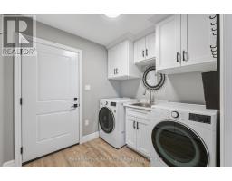 20 WINCHESTER CRESCENT - 19