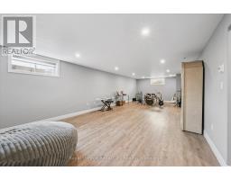 20 WINCHESTER CRESCENT - 21