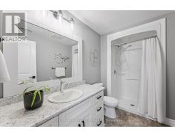 20 WINCHESTER CRESCENT - 26