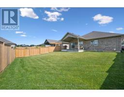 20 WINCHESTER CRESCENT - 33