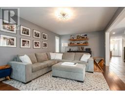 58 FRASER DRIVE - 11