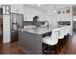 343 TRACY STREET - 12
