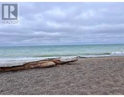 28 - 76582 JOWETT S GROVE ROAD - 44