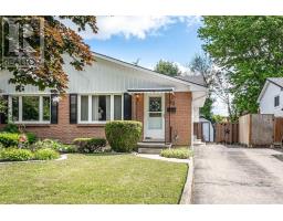 43 WOOTON COURT - 1