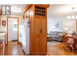 43 WOOTON COURT - 14