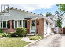 43 WOOTON COURT - 3