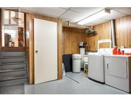 43 WOOTON COURT - 32