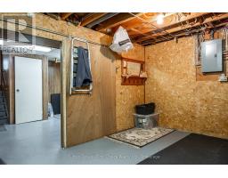 43 WOOTON COURT - 35