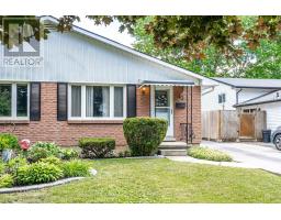 43 WOOTON COURT - 4