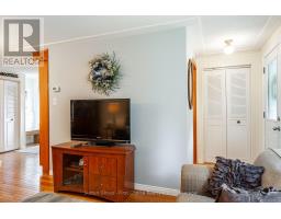43 WOOTON COURT - 9