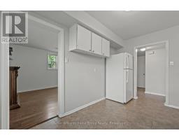 228 CONNAUGHT STREET - 18